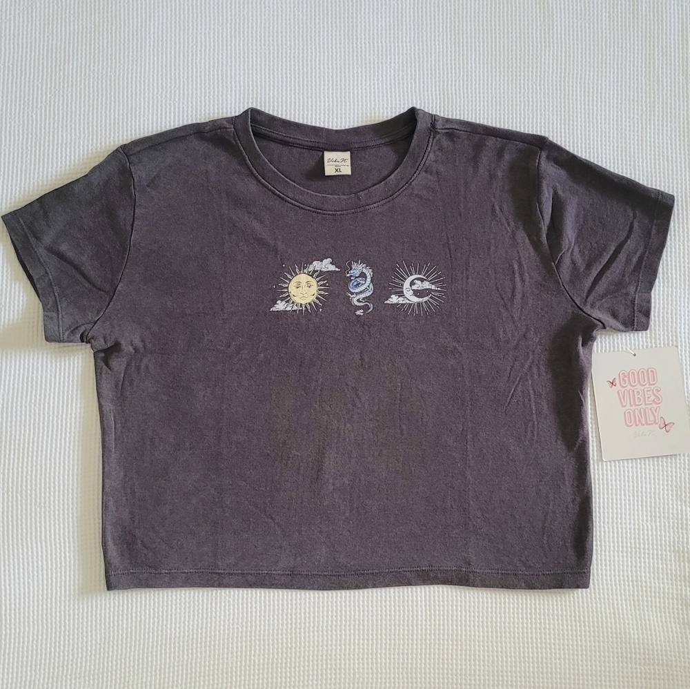 Vibe N' Cropped Sun🌞 Serpent🐉 Moon🌙Graphic Tee